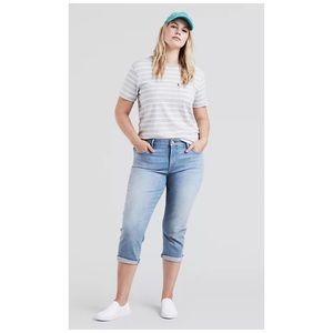 Levi’s SHAPING CAPRI (PLUS SIZE)